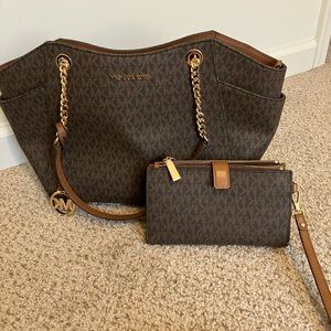 Michael Kors - tote and wallet -EUC
